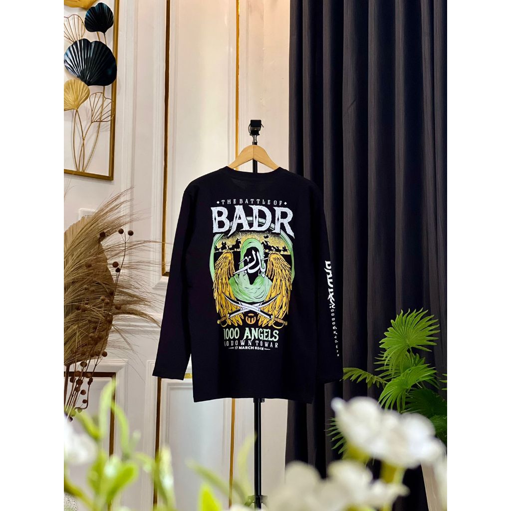 Miew T-shirt Born of Muslims / The Battle Of Badr