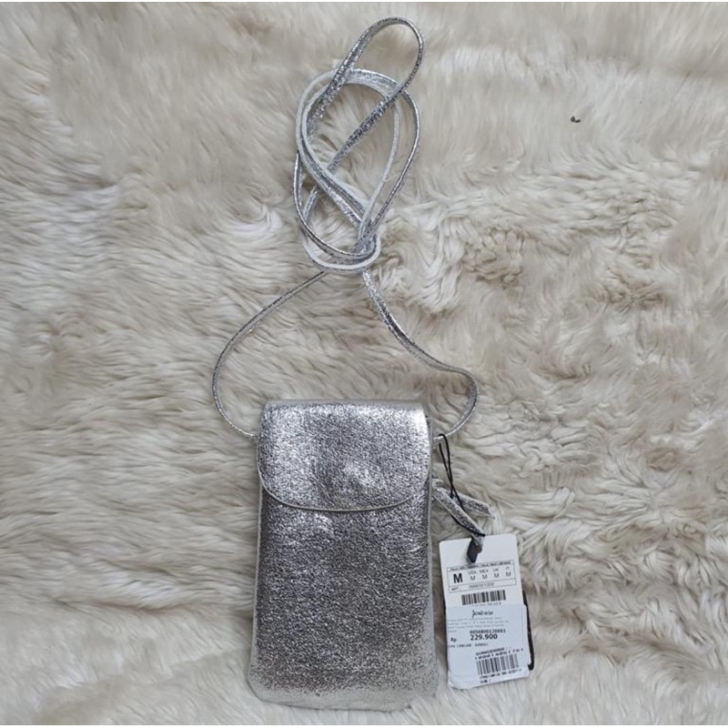 stradivarius phone bag