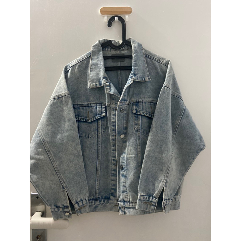 jaket oversize this is april preloved