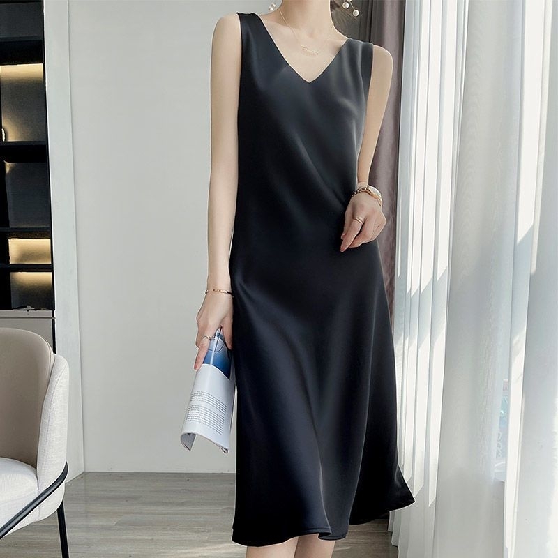 dress satin tanpa lengan jumbo sleeveless satin tanktop dress satin MIDI dress satin kantor kampus k