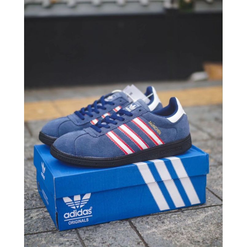 ADIDAS MUNCHEN NAVY PREMIUM CASUAL