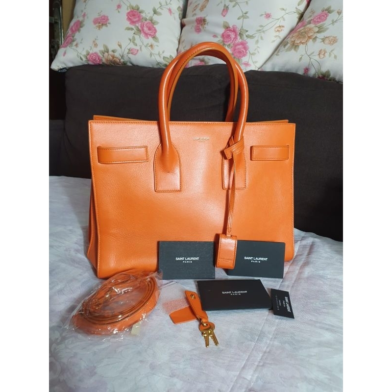 PRELOVED SAINT LAURENT CLASSIC SAC DE JOUR BAG