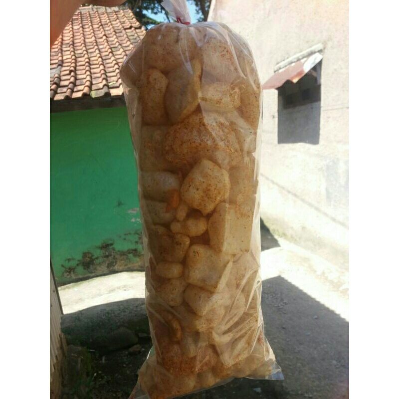 

Kerupuk kulit sapi pedas 150gram