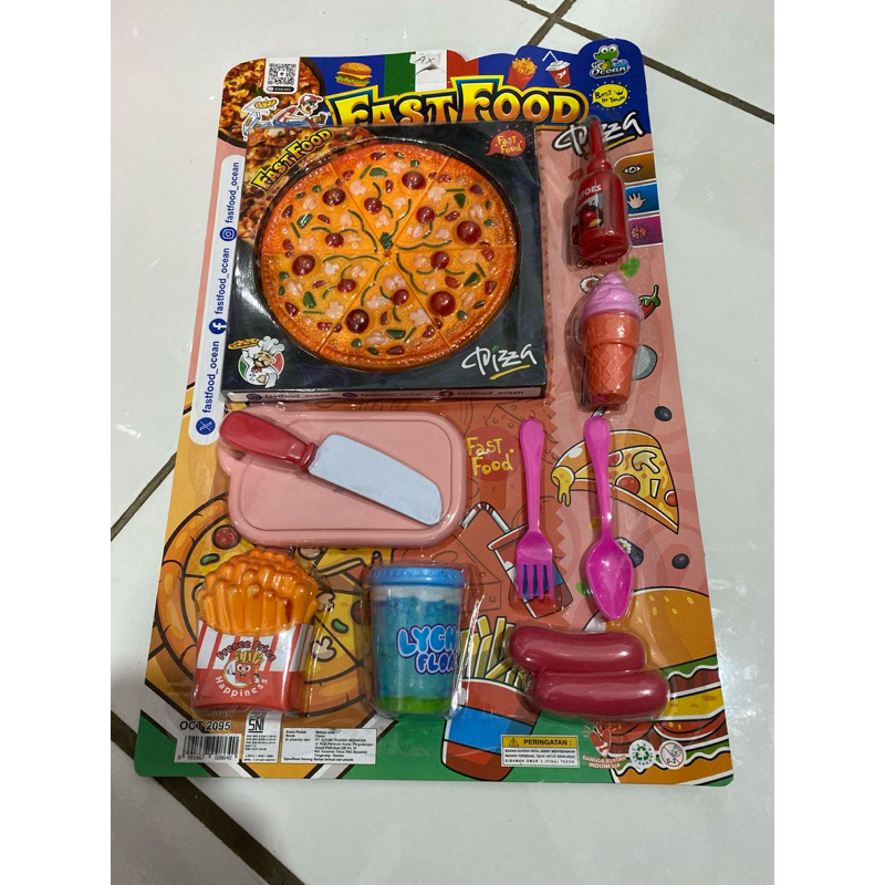 mainan pizza fast food OCT 2095