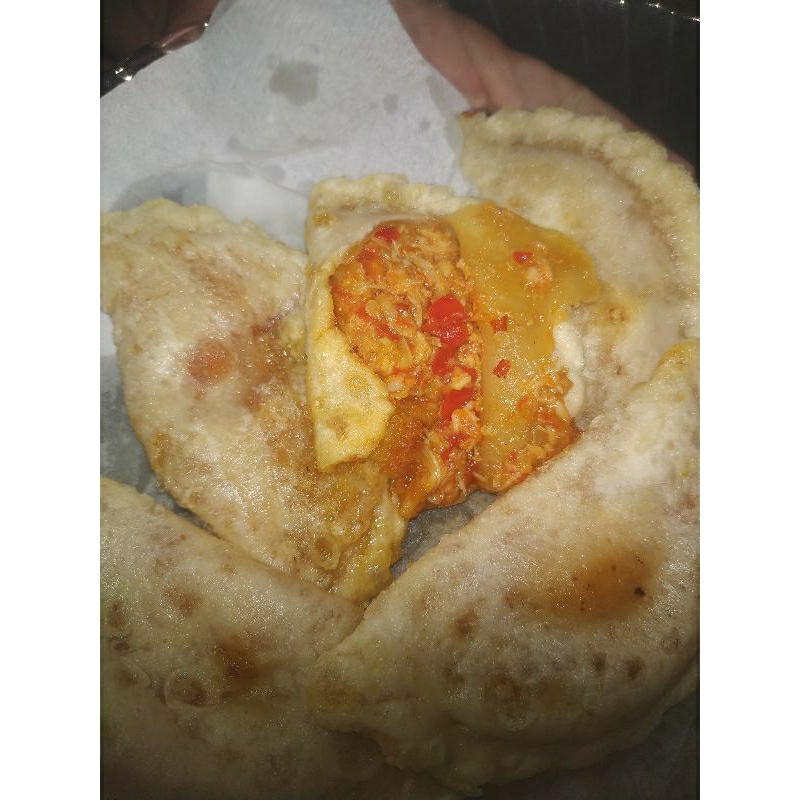 

cireng isi ayam suwir