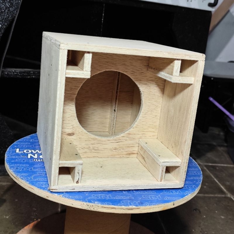 Box Speaker box sound miniatur 4 Inch Model PLANAR