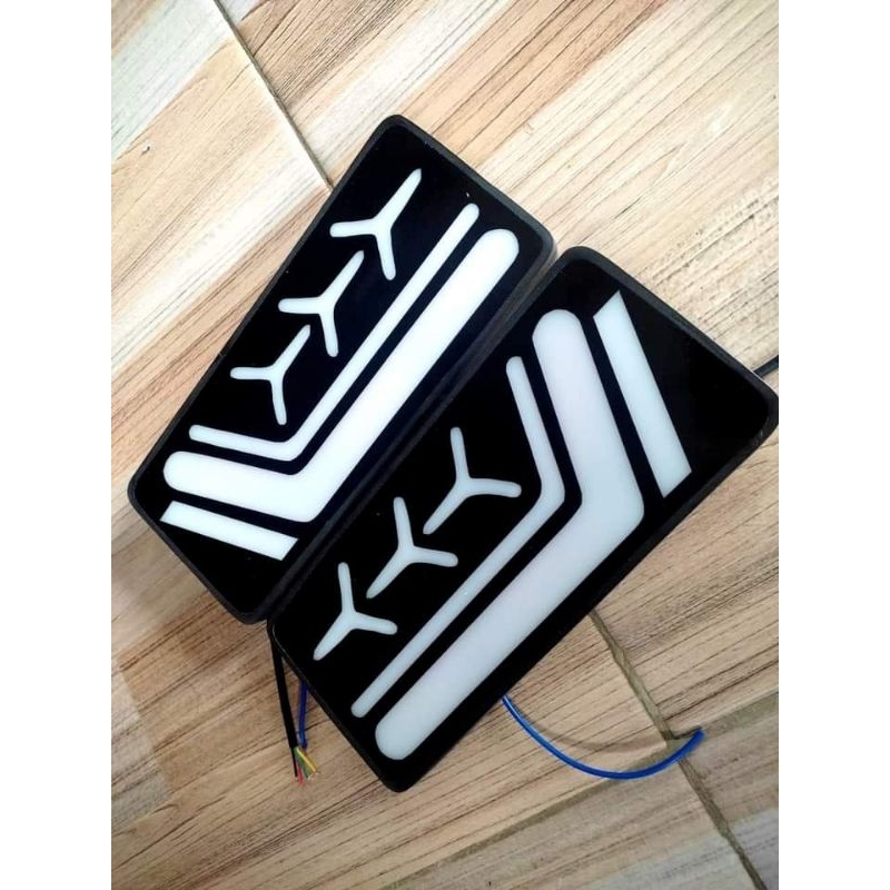 (SEPASANG) stoplamp variasi lampu rem lampu belakang mobil pick-up Daihatsu GRAN MAX, ESPASS Pickup,