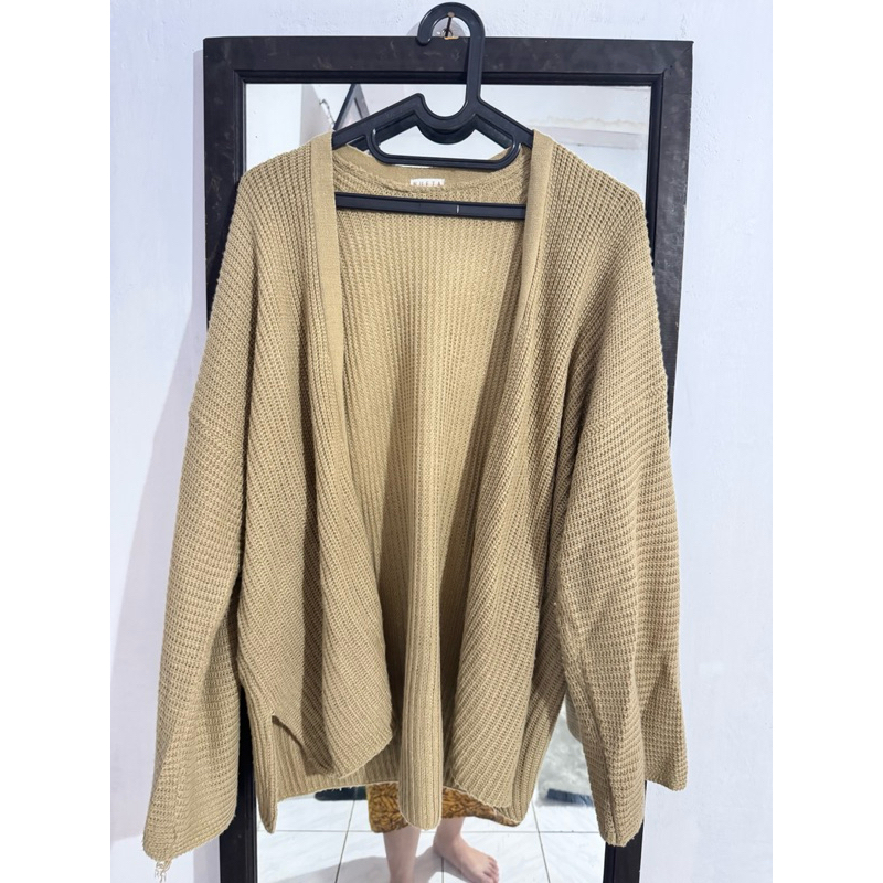 preloved sweater NUETA