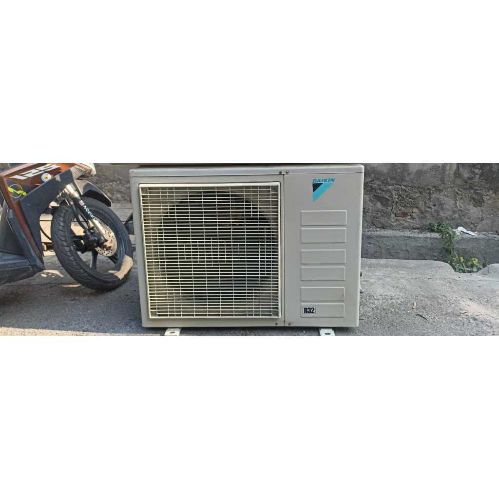 Outdoor AC second bekas Daikin Malaysia 2pk R32 OUTDOOR UNIT ONLY
