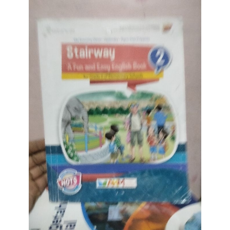 buku bahasa Inggris stairway untuk kelas 2 II sd mi platinum hots akm