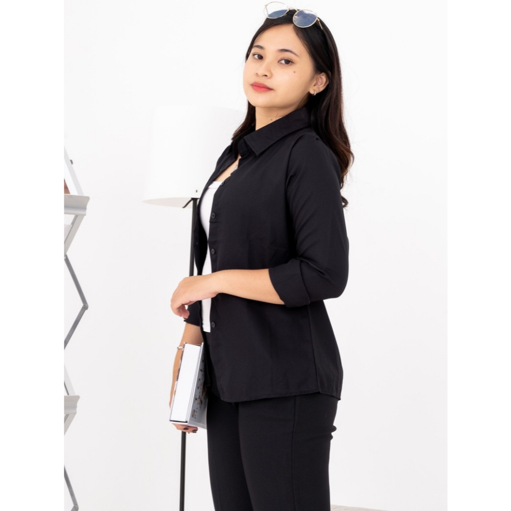 Kemeja Wanita Lengan Panjang Hitam