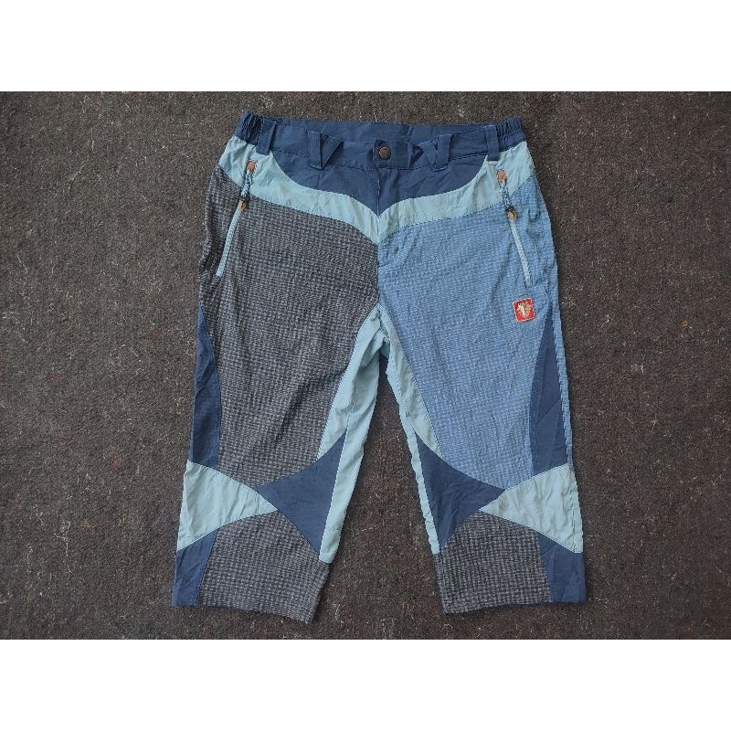 Celana Pendek Blackyak