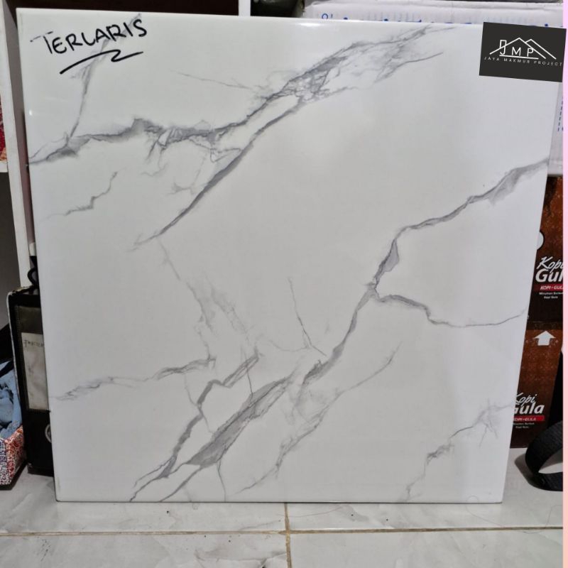 Keramik Lantai Glossy | 50x50 ,Ikad ikema carrara