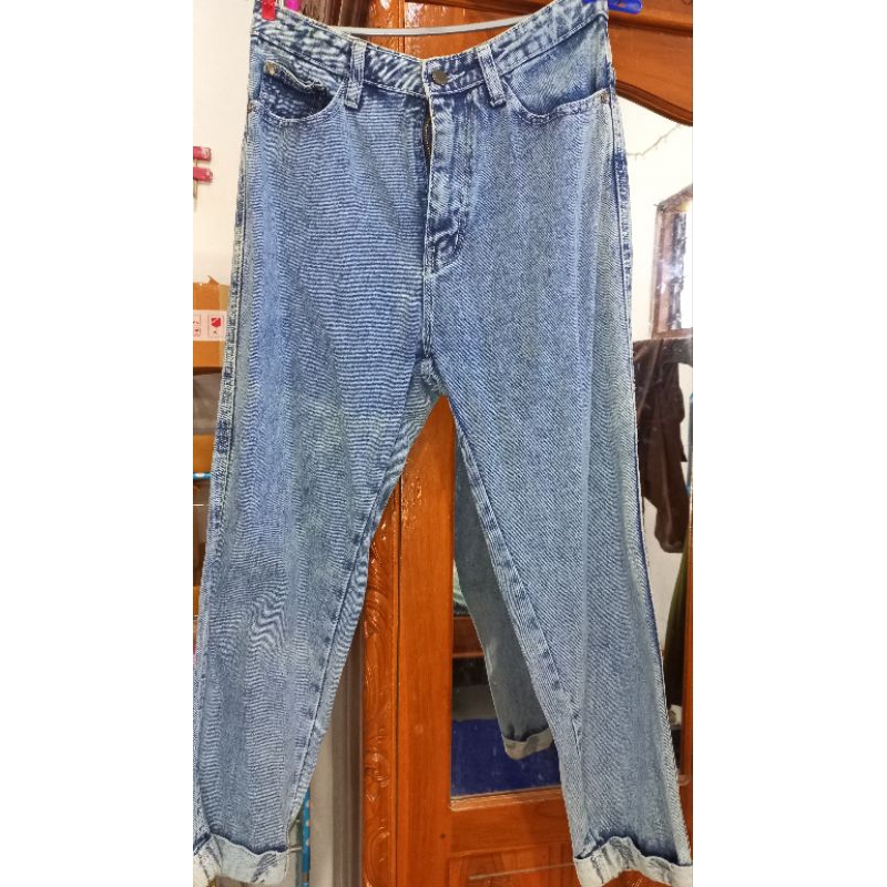 CELANA JEANS WANITA JINISO/celana jeans/jiniso/preloved