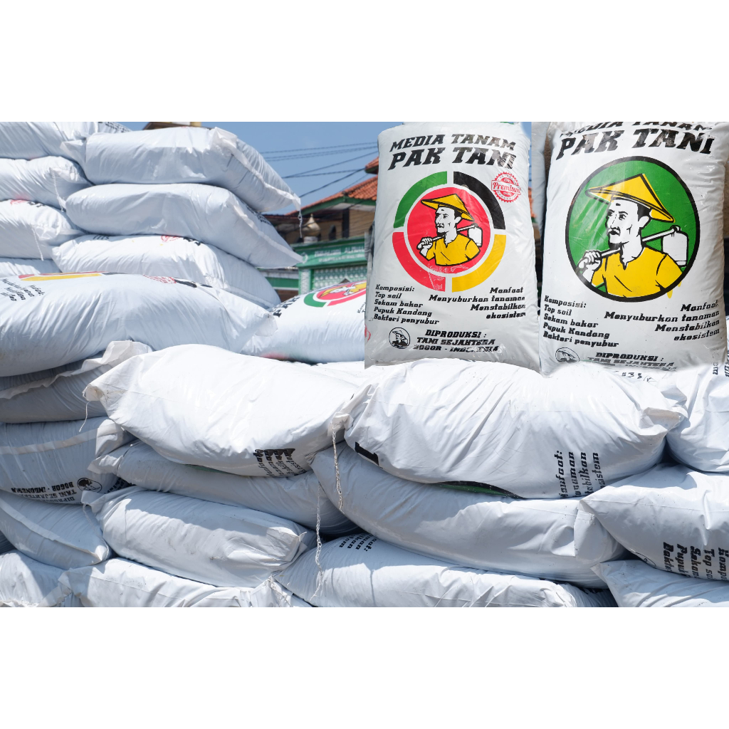 Pupuk media tanam pak tani// Media Tanam Pak tani kemasan besar 10 kg// 15 kg//pak tani hijau dan pa
