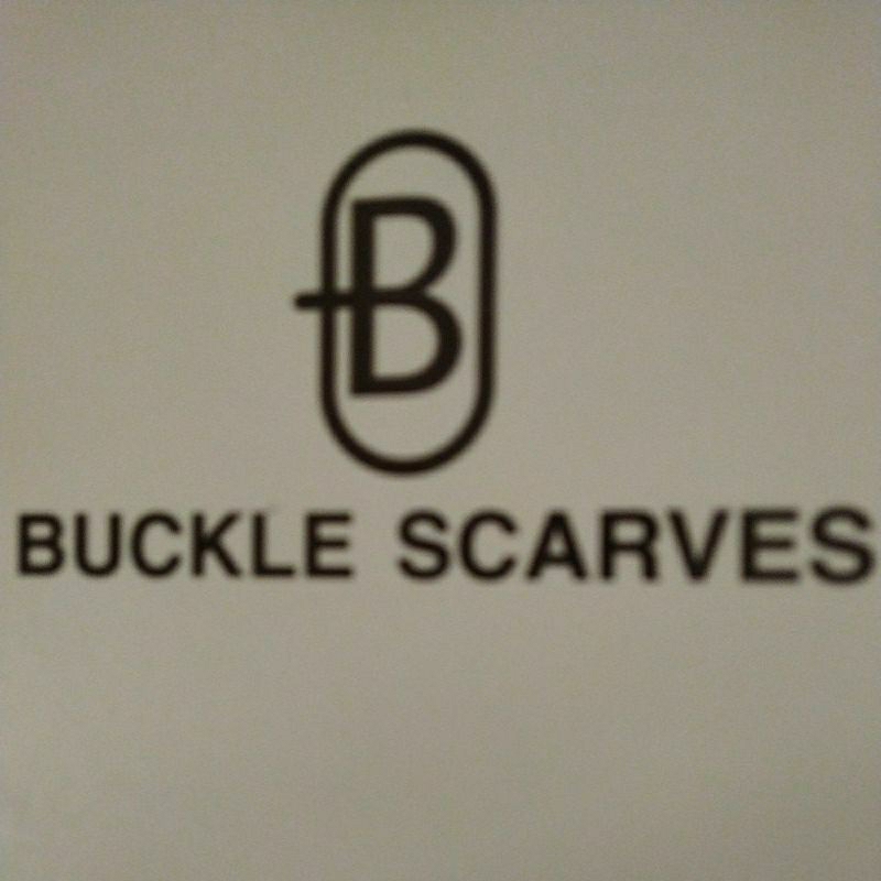 BUCKLE SCARVES BOX