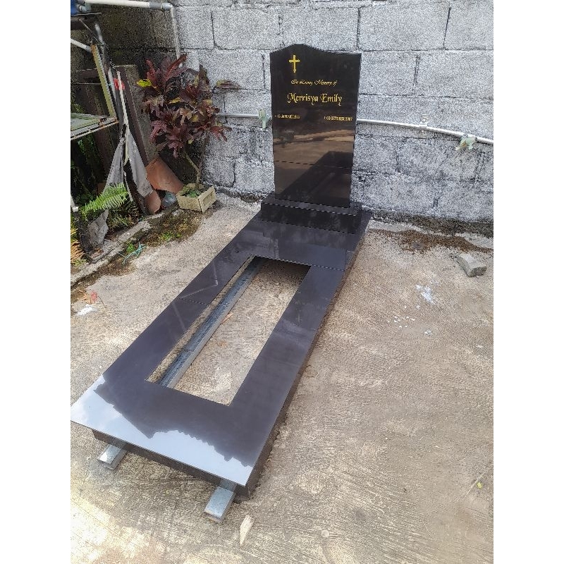 TOMBSTONE/FULL MAKAM NON MUSLIM/BATU NISAN GRANIT TILE 1 TRAF//+PACKING KAYU