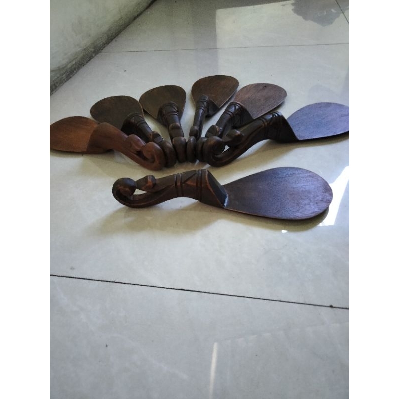 centong kayu jati tua antik bekas pakai