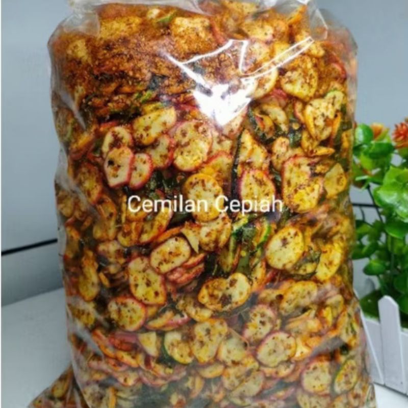 

SEBLAK KERUPUK BAWANG/ KERUPUK KEMPLANG PEDAS DAUN JERUK 1 KG