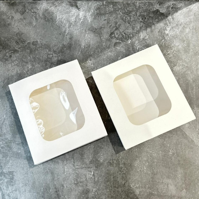 

(10pcs) Box Kotak Jendela Mika Kemasan Hijab Snack Dus Ivory Kemasan Souvenir Size 17x15x3cm