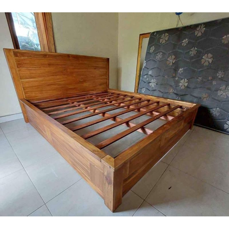 dipan minimalis jati/tempat tidur jati/Risbang jati