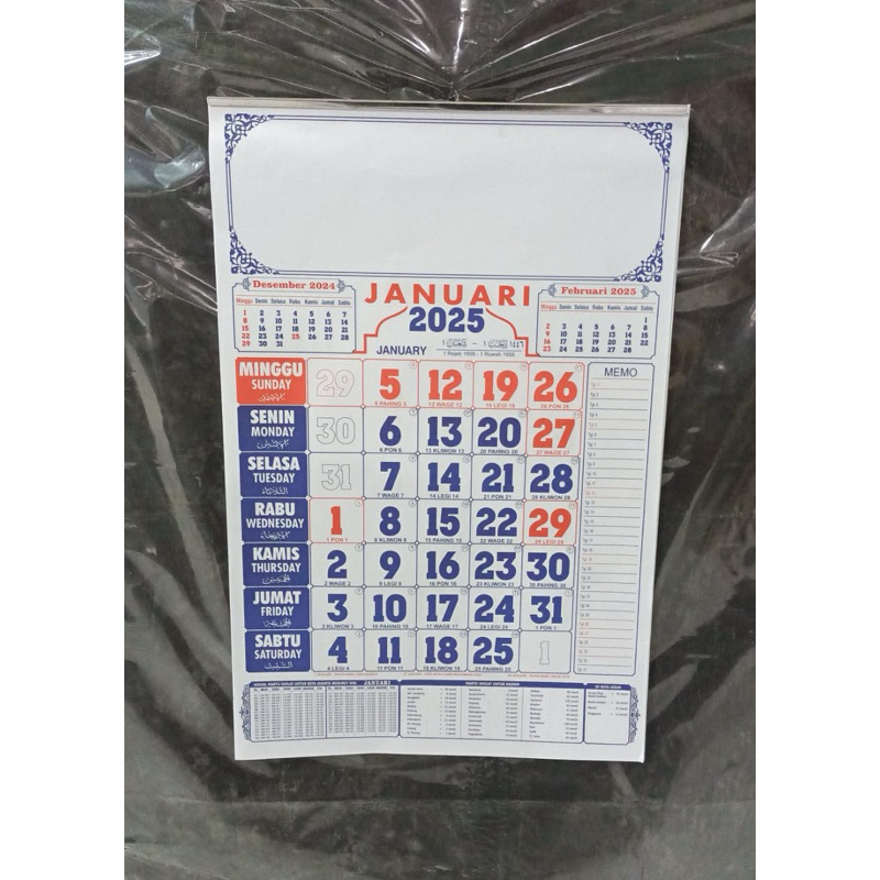 

KALENDER 2025UKURAN 37CM X53 CM