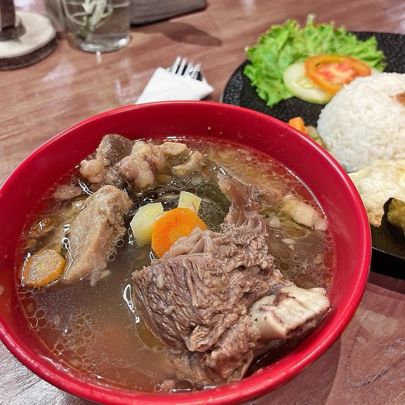 

LE Sop Daging Kuah Sop Buntut