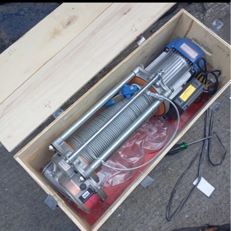 elektrik winch hoist 1,5 ton x 20 meter 220volt Weka Germany