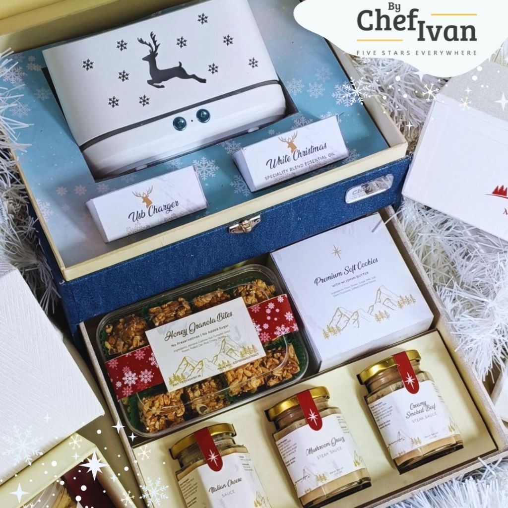 

WINTER Christmas Hampers Premium Hadiah Natal Gift Parcel Tahun Baru Company Souvenir By Chef Ivan