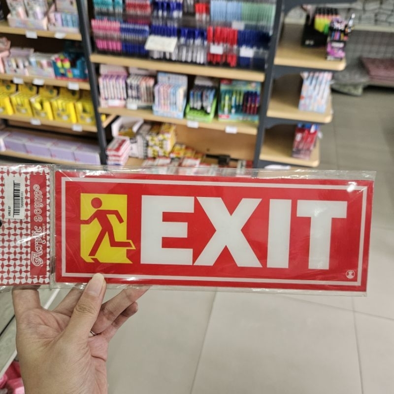 

papan acrylic sign board akrilik logo pintu exit keluar