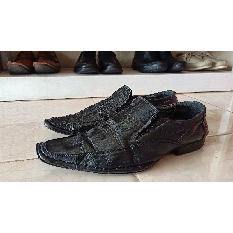 sepatu second pantofel kulit