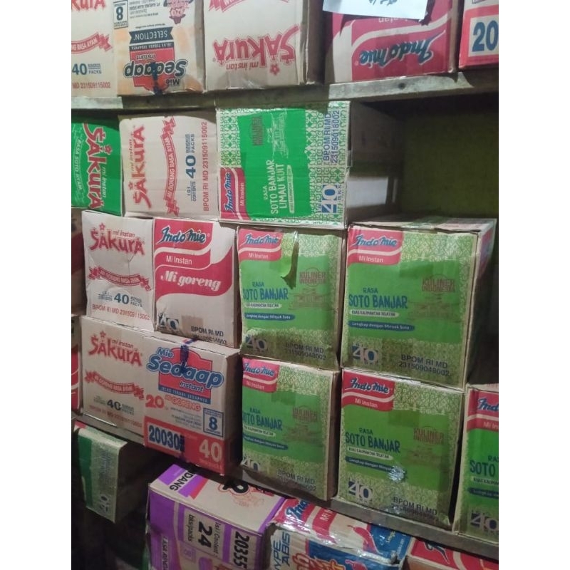 

INDOMIE MIE INSTAN 1 DUS ISI 40 BUNGKUS