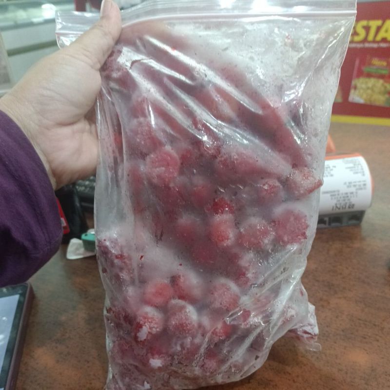 

Stroberi Lokal Frozen 1kg