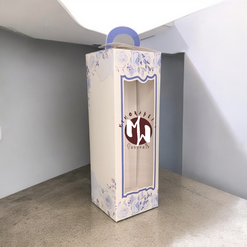 

Grosir Kotak Souvenir Customizable Paperbox Kardus Botol/Tumbler 7x7x21 Soft blue Ivory Free Sablon