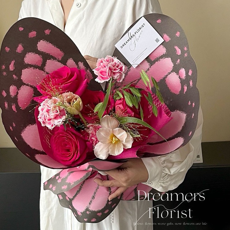 

Paket Promo 1 PACK ISI 2 LEMBAR CELLOPHANE VIRAL KERTAS BUKET KUPU KUPU WRAP BUNGA WRAPPING BUNGA BUTTERFLY KOREAN STYLE KEKINIAN HITS KERTAS PEMBUNGKUS BUNGA FLORIST HITS 224 MARIPOSA