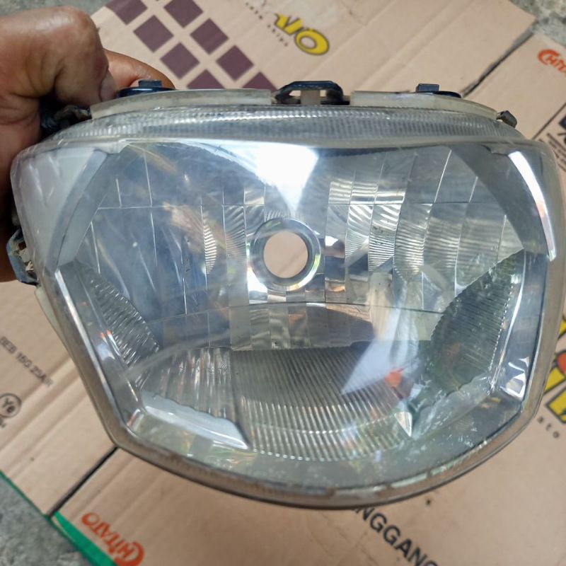 lampu depan motor Mio j barang original