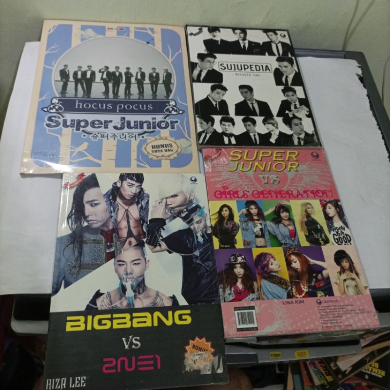 buku Big Bang vs 2NE1, Super Junior vs Girls Generation, Sujupedia, Hocus Pocus Super Junior/perbuku
