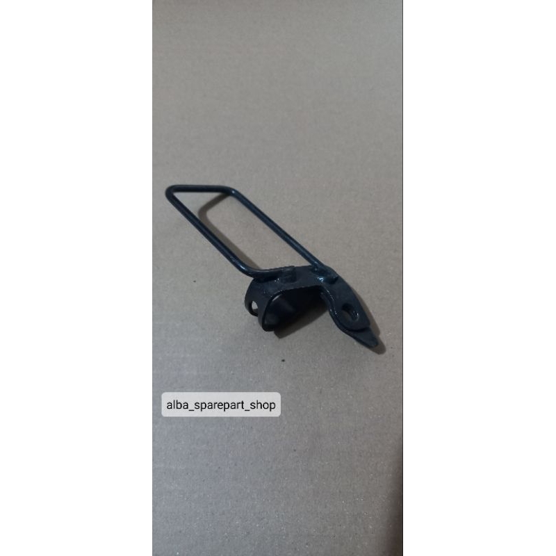 plat/klem/breket dudukan bawah selang rem depan honda new vario 125 150 160 genio original