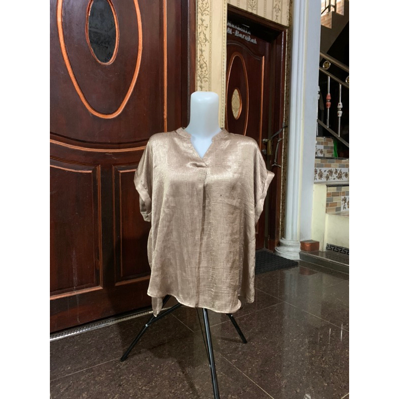 PRELOVED BLOUSE THE EXECUTIVE
