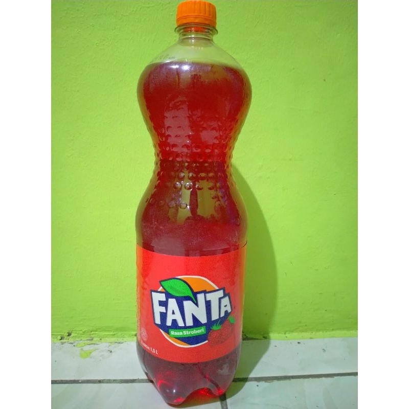 

FANTA STRAWBERRY UKURAN 1,5 LITER