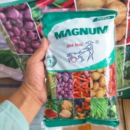 

PUPUK PEMBUAHAN | NPK MAGNUM / GROWER | 1KG | Kandungan NPK + MIKRO | PAK TANI - SAPROTAN UTAMA
