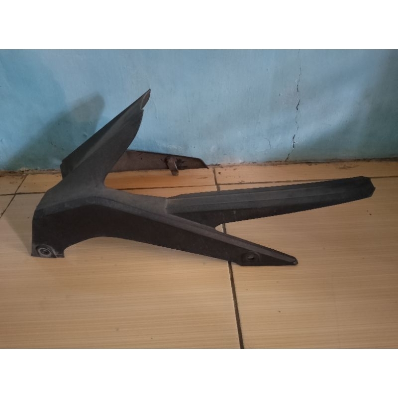 cover rantai ori cbr cb150r facelift