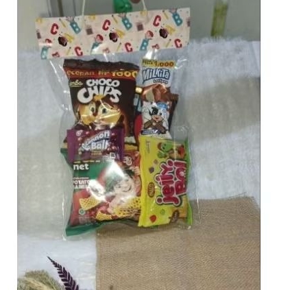 

Paket snack/bingkisan acara ulang tahun