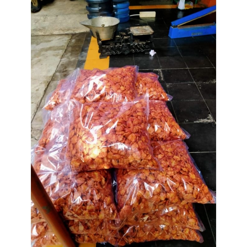 

emping melinjo pedas manis asli/emping melinjo pedas manis