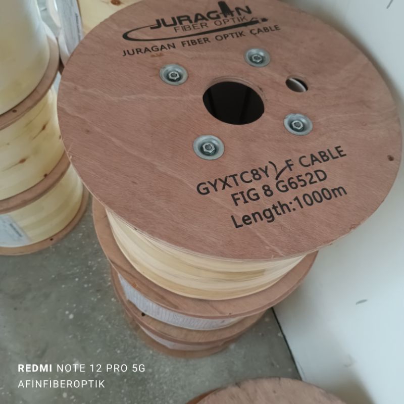 kabel Fo 2 core fig 8 panjang 1.000 meter/kabel ku mini 2 core fig 8