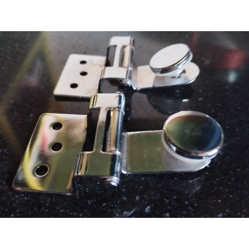 engsel lemari kaca casio  ( sepasang ) crom halus