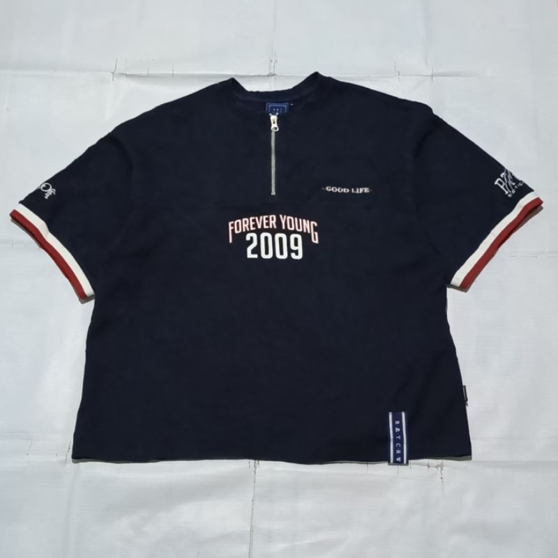 Romantic crown zip up tshirt forever young