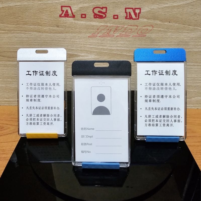 

Tempat Kartu Id Card Akrilik 2 Sisi Bening Transparan Holder Kelas Atas