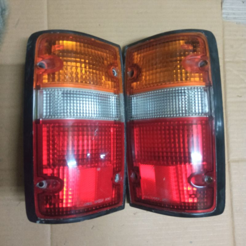 Lampu Stop Toyota Kijang Grand Extra Original