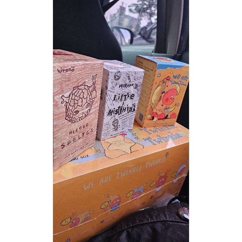 popmart twinkle popmart hirono